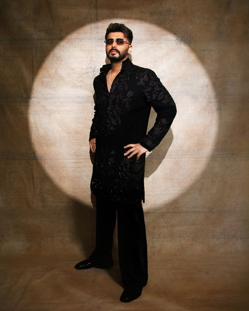 Black Motif Embroidered Kurta
