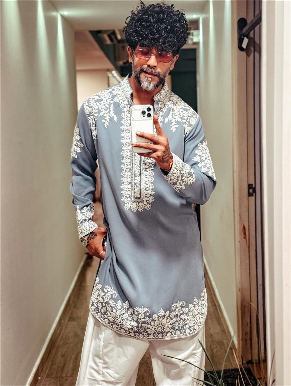 Ashwood Royale Kashmiri Embroidered Kurta
