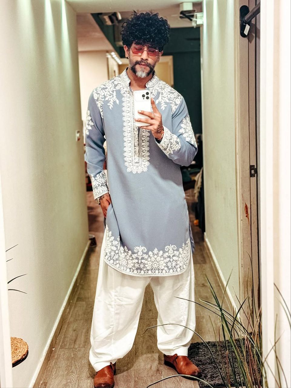 Ashwood Royale Kashmiri Embroidered Kurta