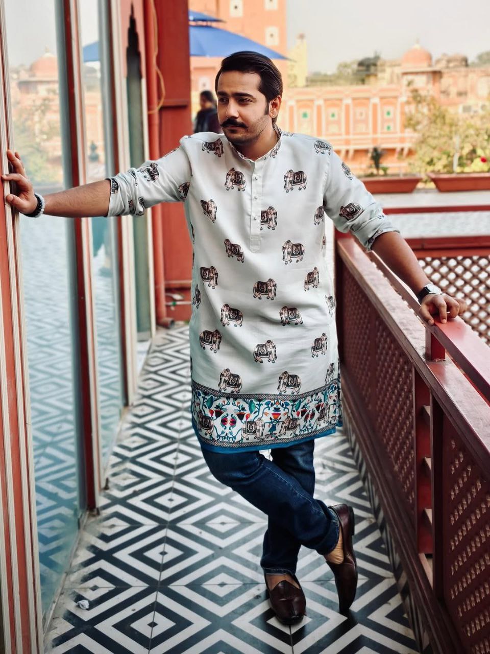 Foggy Grey ELEPHANT DAMAN JAYPURI PRINTED WORK KURTA PAJAMA SET FOR MEN'S